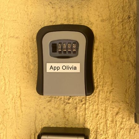 Olivia, Seaside Apartment In Medulin, Croatia المظهر الخارجي الصورة